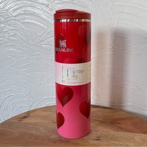 Stanley Valentines 16oz Fliptop Mug Red Heart Gradient